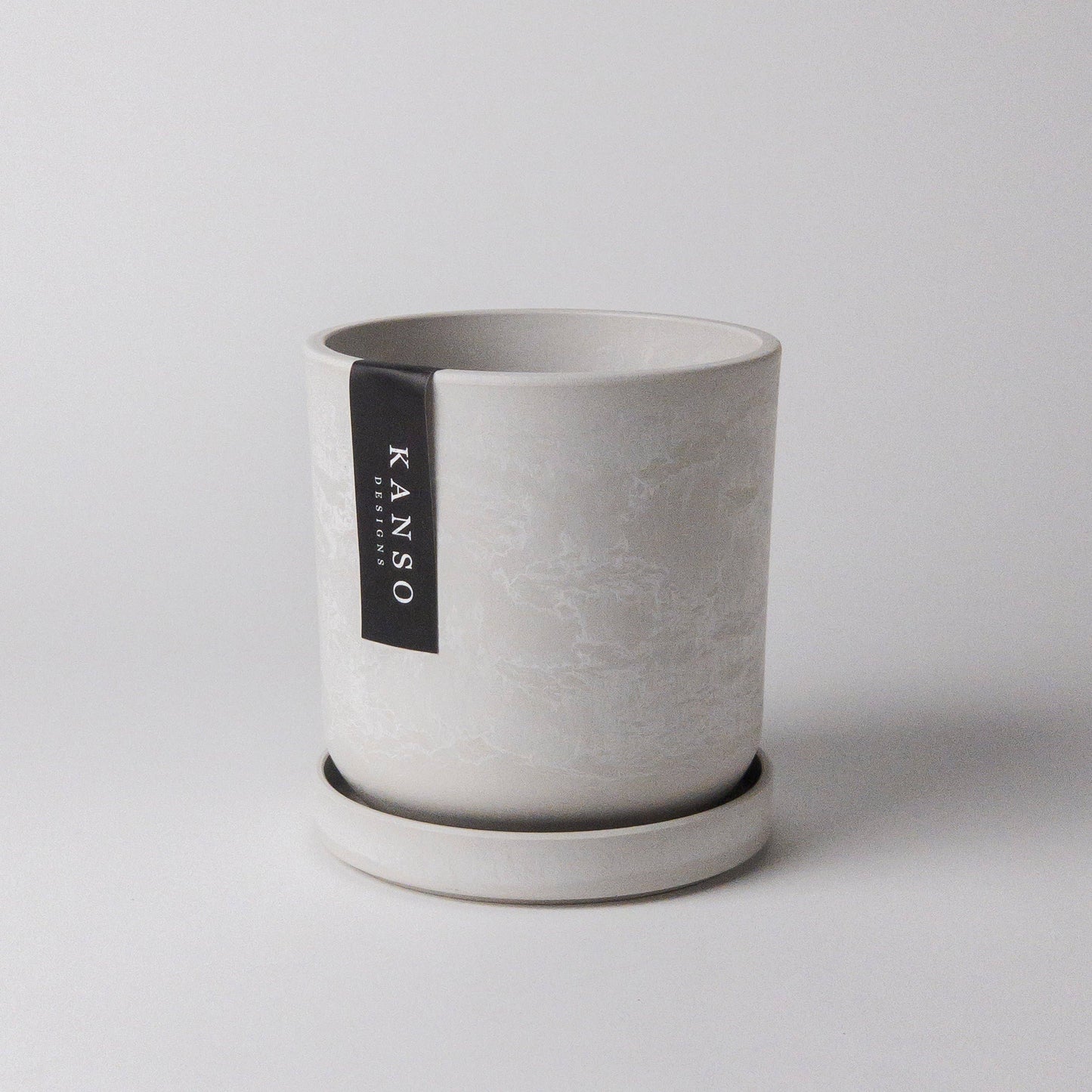 Kanso Designs Signature Planters & Saucer- Beachwood 7"