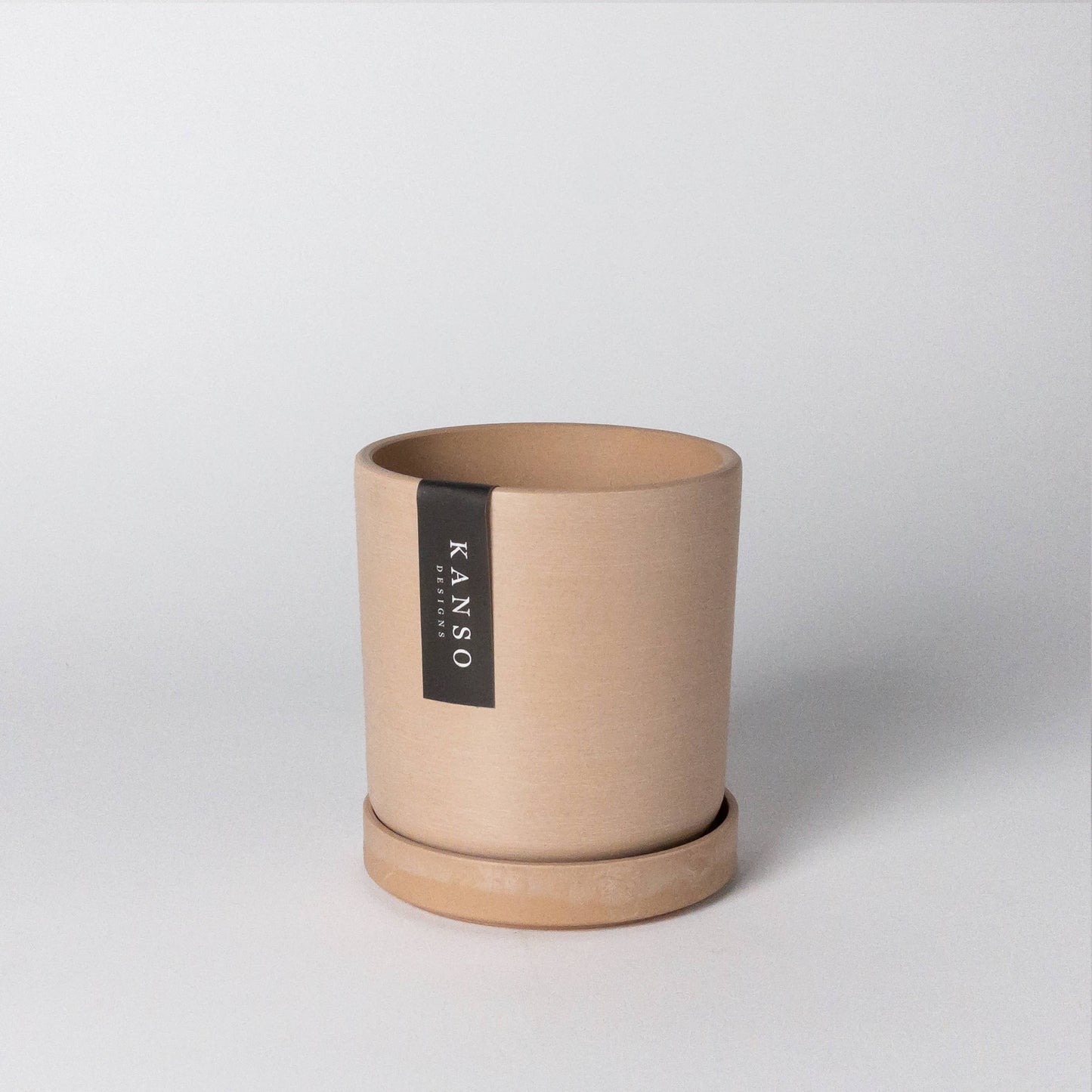 Kanso Designs Signature Planters & Saucer- Tatami Sand 4"